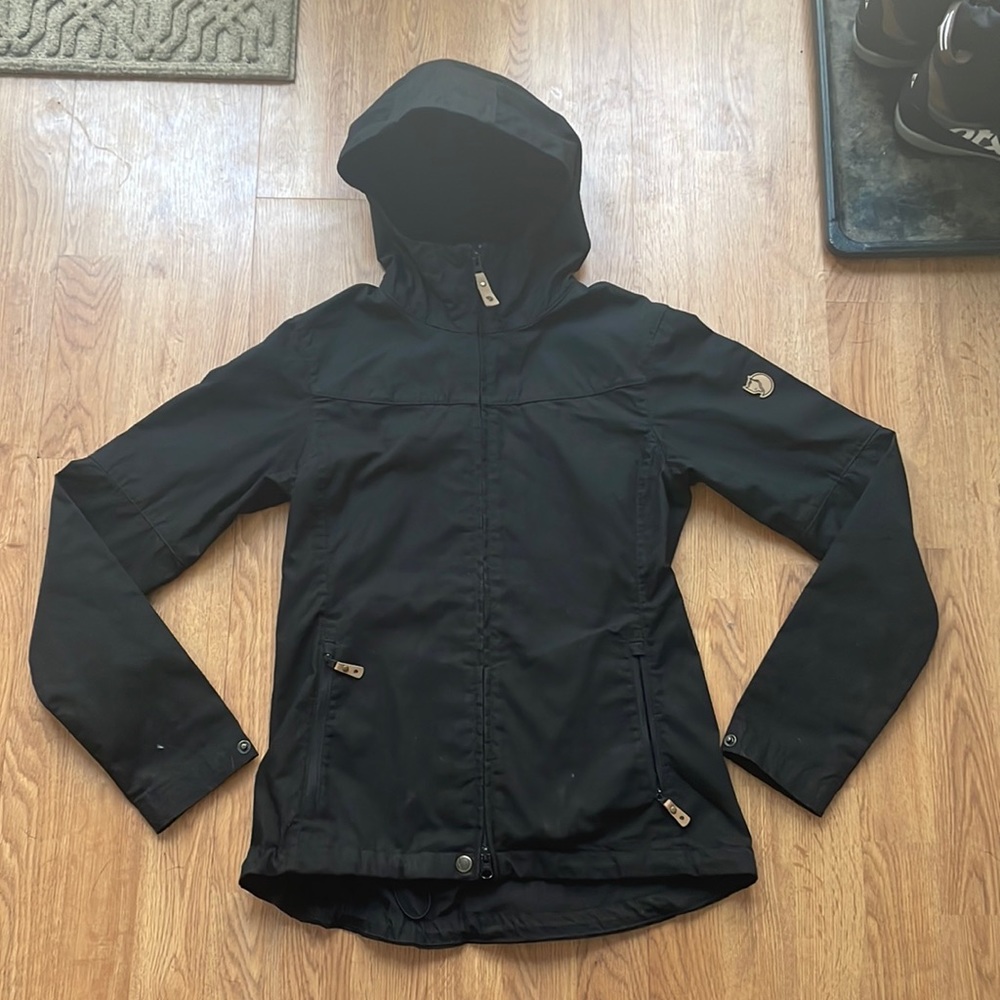 Fjallraven Stina Jacket XS BLACK. NWOT.